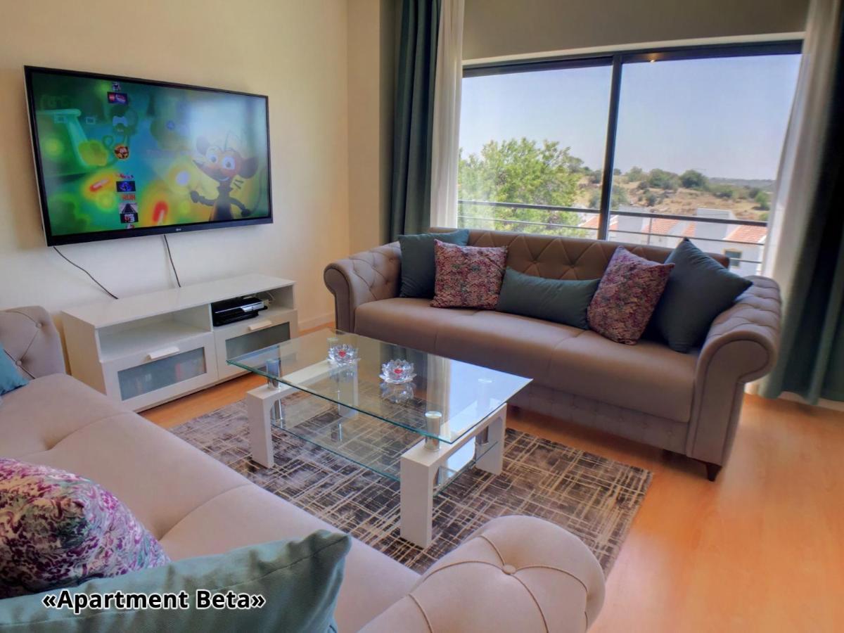 Apartment Beta - 2 Bedrooms, Private Rooftop Patio With Hot Tub, Bbq And View Ferragudo  Exterior foto