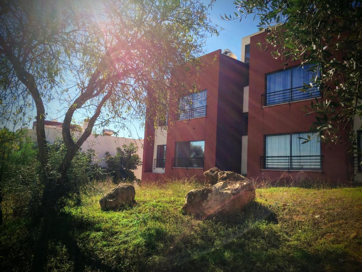 Apartment Beta - 2 Bedrooms, Private Rooftop Patio With Hot Tub, Bbq And View Ferragudo  Exterior foto