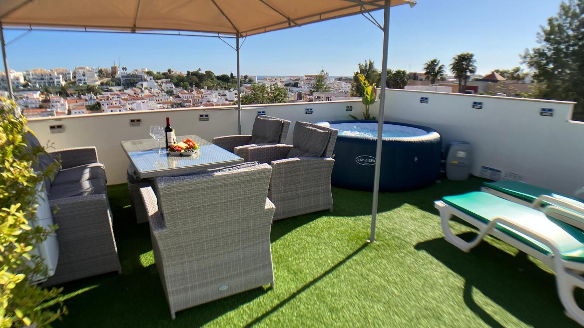 Apartment Beta - 2 Bedrooms, Private Rooftop Patio With Hot Tub, Bbq And View Ferragudo  Exterior foto